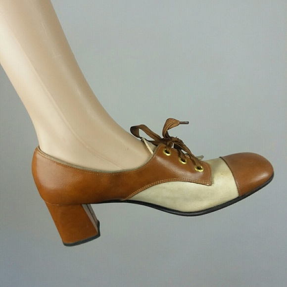 1960s mary jane shoes